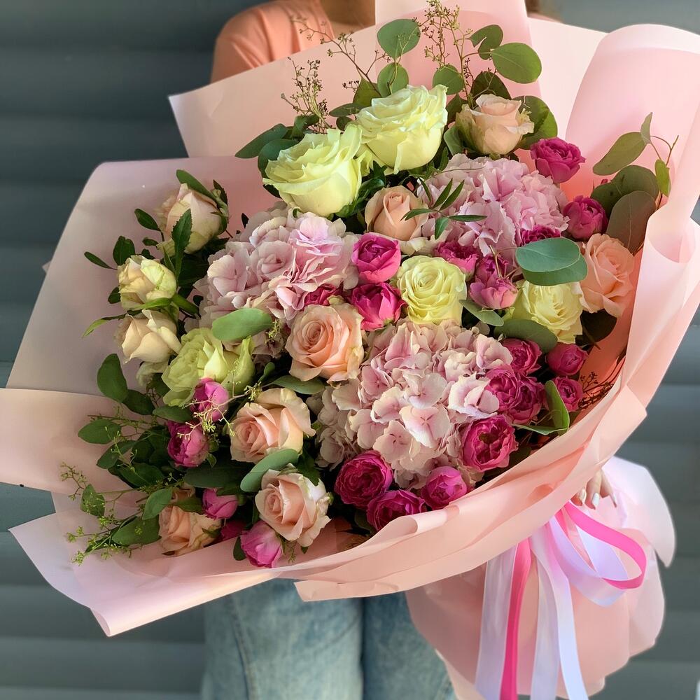 Букет от флориста 633