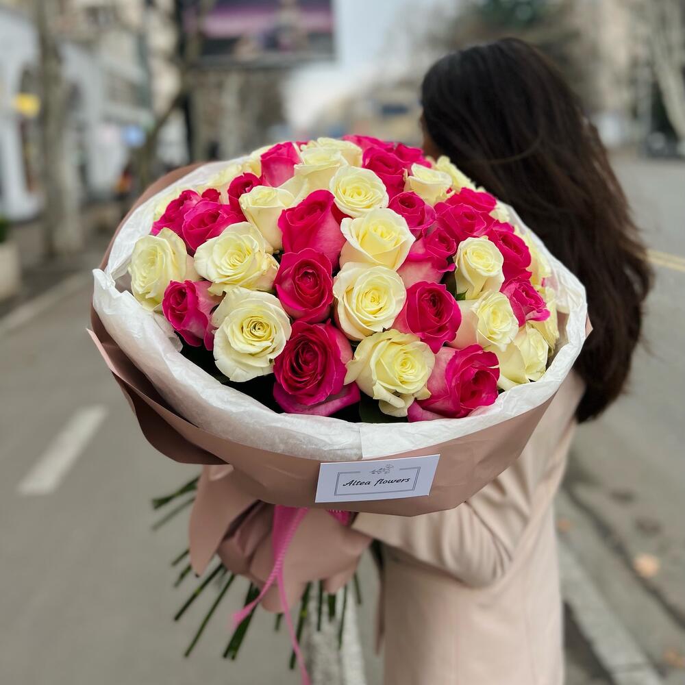 A bouquet of 50 roses