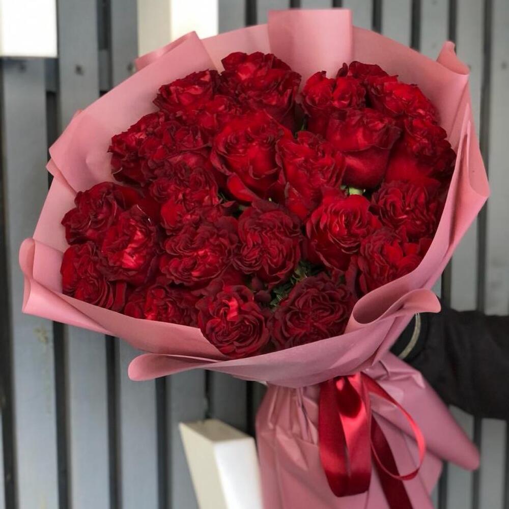 Букет из пионовидных роз